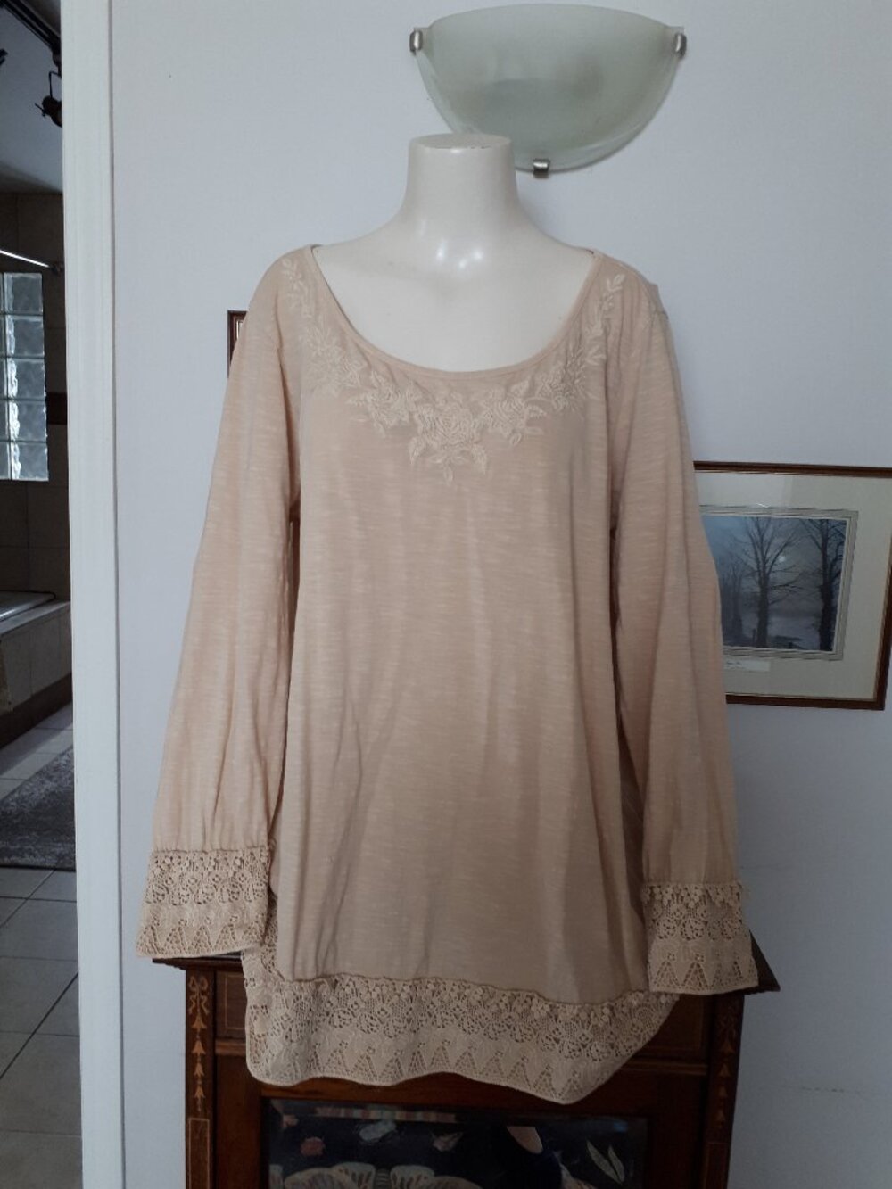 Tunic by April Cornell - Sz. XL - Gorgeous Lace detailing at Neck/Hem/Cuffs